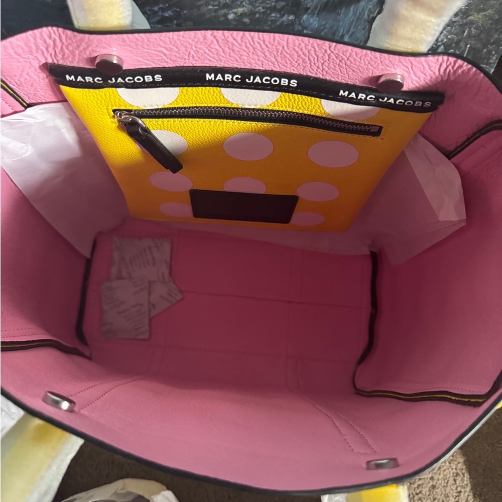 Marc Jacobs The Dot Tag Yellow Leather Large Tote Bag with White Dots 🔥HP🔥 - Picture 6 of 14